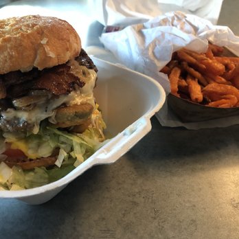 Best Burger - Burgers Near Me - Bozeman, Montana
