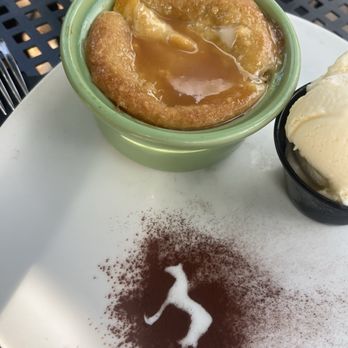 The White Horse - Peach cobbler - British Near Me - New Preston, Connecticut The White Horse - Peach cobbler - British Near Me - New Preston, Connecticut