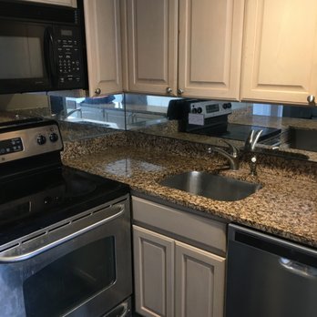 Eisner Construction - a kitchen with stainless steel appliances - General Contractors Near Me - Chicago, Illinois Eisner Construction - a kitchen with stainless steel appliances - General Contractors Near Me - Chicago, Illinois