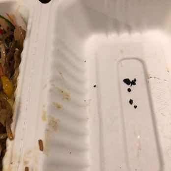 Koriander - Black burnt pieces everywhere in the noodles, impossible to avoid :( - Asian Fusion Near Me - Corvallis, Oregon