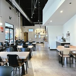 Sulbing Cafe - Inside the shop