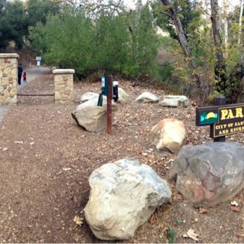 Parma Park - The entrance on Stanwood/192 - Parks Near Me - Santa Barbara, California Parma Park - The entrance on Stanwood/192 - Parks Near Me - Santa Barbara, California