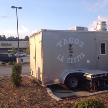 Tacos La Korita - a taco truck parked in a parking lot - Food Trucks Near Me - Candler, North Carolina Tacos La Korita - a taco truck parked in a parking lot - Food Trucks Near Me - Candler, North Carolina