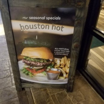 bellagreen - New American Near Me - Houston, Texas