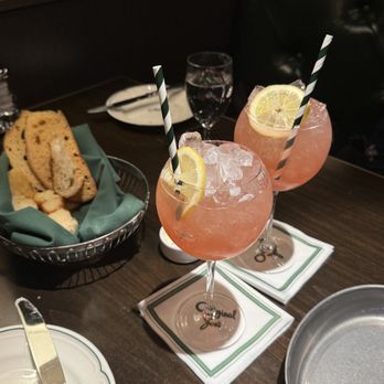 Original Joe's - Italian black cherry spritzes - Italian Near Me - Walnut Creek, California