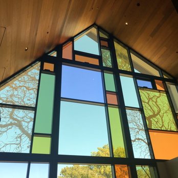 Shale Oak Winery - Gorgeous windows of the tasting room - Wineries Near Me - Paso Robles, California Shale Oak Winery - Gorgeous windows of the tasting room - Wineries Near Me - Paso Robles, California