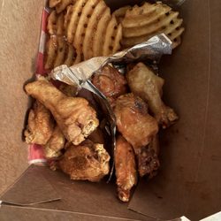 Atomic Wings Fridley - Cajun Rub/Thai wings and waffle fries