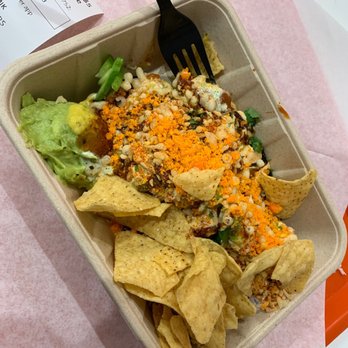 PokiTomik - Poke Nachos with cheese cheeto finish #perfection - Poke Near Me - Glendale, California PokiTomik - Poke Nachos with cheese cheeto finish #perfection - Poke Near Me - Glendale, California