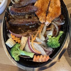 Wasabi Bistro - Steak salmon