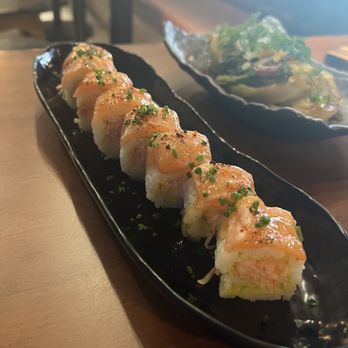 Pubbelly Sushi - Sake Aburi roll - Sushi Bars Near Me - Pembroke Pines, Florida