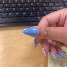 Chipped Nail on the 2nd day :/