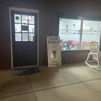 Sugar Mama's - Outside exterior - Desserts Near Me - Fairfax, Virginia Sugar Mama's - Outside exterior - Desserts Near Me - Fairfax, Virginia