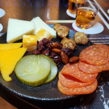 The Wine Loft - Snack plate - Wine Bars Near Me - Charlotte, North Carolina