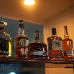 WHISKEY RED SALOON
