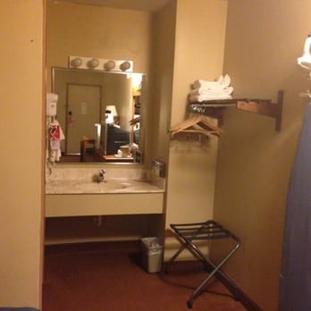 Econo Lodge - Hotels Near Me - Hershey, Pennsylvania