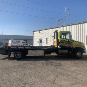 Sagers Roadside Rescue - Tow truck - Roadside Assistance Near Me - Dayton, Ohio Sagers Roadside Rescue - Tow truck - Roadside Assistance Near Me - Dayton, Ohio