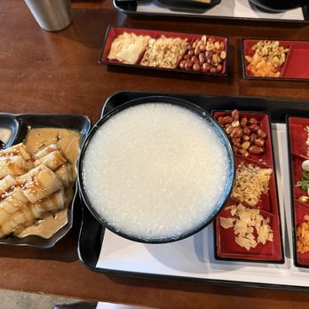Chan Kee - Breakfast special BC3 (chicken porridge with Mixed Sauce Rice Roll) - Breakfast & Brunch Near Me - Diamond Bar, California