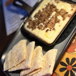 El Rancho Grande Mexican Restaurant Kendall - Fundido de queso