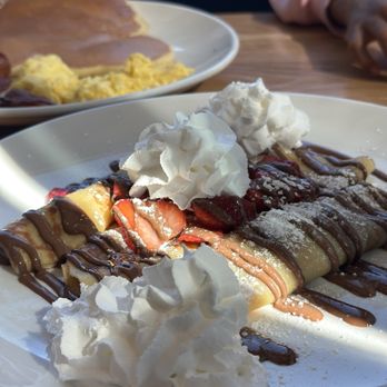 Broken Yolk Cafe - Nutella Crepes - Breakfast & Brunch Near Me - Henderson, Nevada Broken Yolk Cafe - Nutella Crepes - Breakfast & Brunch Near Me - Henderson, Nevada