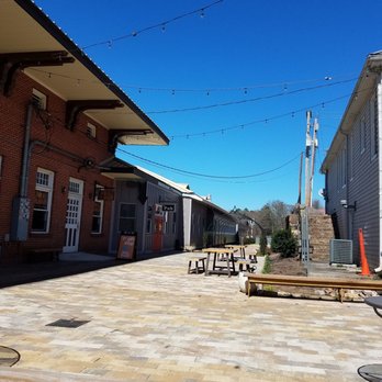 Fuel Coffeebar - a brick patio with tables and benches - Coffee & Tea Near Me - Hogansville, Georgia Fuel Coffeebar - a brick patio with tables and benches - Coffee & Tea Near Me - Hogansville, Georgia