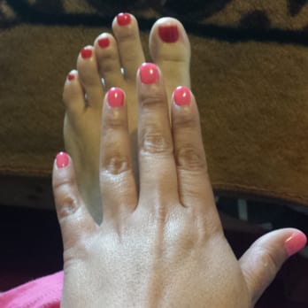 Lena's Nails - Mood changing gel nail polish. Love it!!!!!!! - Nail Salons Near Me - Richmond, California