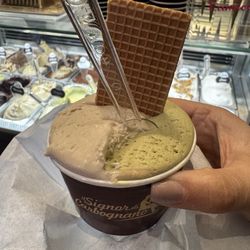 Il Signor di Carbognano - Picolo size Carbognano (Nutella and caramel) on left and pistachio on right; delicious and creamy!
