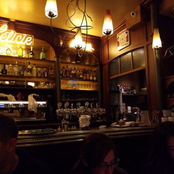 Chez Félicie - Small bar area - French Near Me - Paris, 75 Chez Félicie - Small bar area - French Near Me - Paris, 75