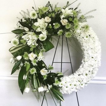 Honey's Flowers - All White Corona - Florists Near Me - South Gate, California Honey's Flowers - All White Corona - Florists Near Me - South Gate, California