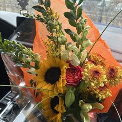Buss Flower Shop - Bouquet arranged by owner :)