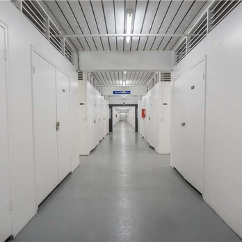 Extra Space Storage - Exterior Units - Self Storage Near Me - Oakland Park, Florida Extra Space Storage - Exterior Units - Self Storage Near Me - Oakland Park, Florida