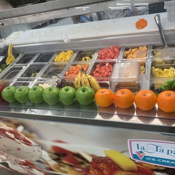 La Plaza Tapatia - Frutería - fresh fruits to make fruit cups - Mexican Near Me - Columbus, Ohio