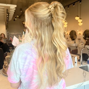 Amara - Hair Stylists Near Me - Ankeny, Iowa