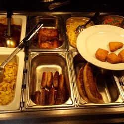Migros - Etwas abgestanden. Nachmittags warm essen im Migros Restaurant. Lieber nicht...