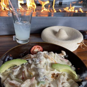 Las Brisas Mexican Restaurant - Pollo con Crema was amazing! - Mexican Near Me - Edmonds, Washington