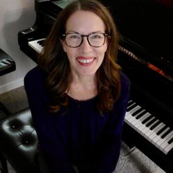 Emery Piano - Piano teacher Stephanie Emery
