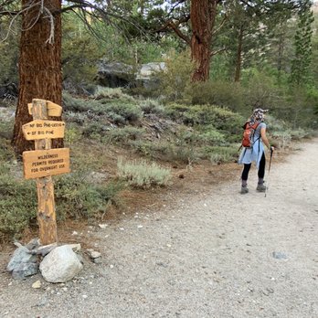 Big Pine Lakes - More signs to start - Hiking Near Me
