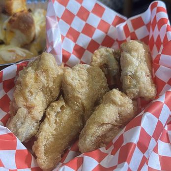 Big Kahuna's Pizza - New Salt and Vinegar Wings - Pizza Near Me - Honolulu, Hawaii