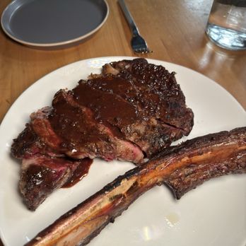 Bavette La Boucherie - 38oz Tomahawk - Butcher Near Me - Milwaukee, Wisconsin