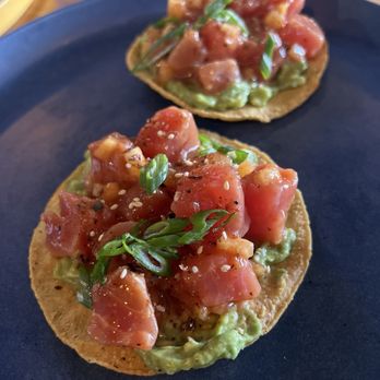 Distrito Catorce - Tostaditas de atun - Bars Near Me - Los Angeles, California