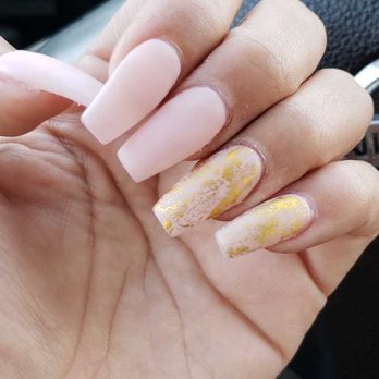 Polish Me Pretty - Nail Salons Near Me - Chino, California