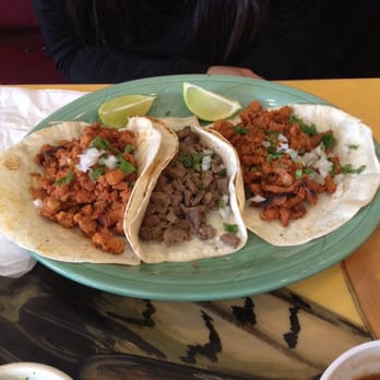 La Parada - Tacos with a ton of meat - Mexican Near Me - Indianapolis, Indiana La Parada - Tacos with a ton of meat - Mexican Near Me - Indianapolis, Indiana