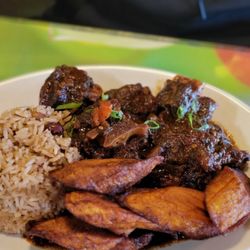 High Grade Foods Jamaican Restaurant - Oxtail, rice and peas and plantains