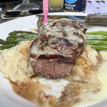 Palace Bar - Steak cooked perfectly! - Gay Bars Near Me - Miami Beach, Florida