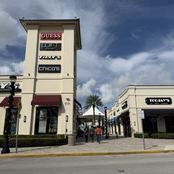 Tanger Outlets Palm Beach - Shopping Centers Near Me - West Palm Beach, Florida