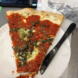 Pizza caprese (not margherita) Pizza caprese (not margherita)