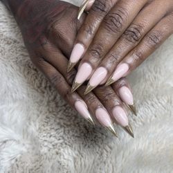 Violet Nails & Spa