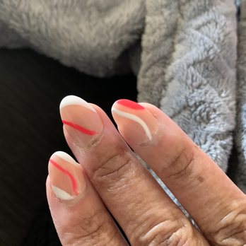 Cavalli Nails & Spa - The transition from cuticles to acrylic is awful - Nail Salons Near Me - Katy, Texas