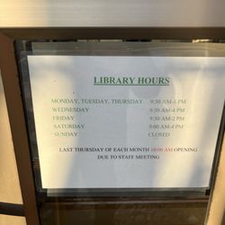 Oakmont Carnegie Library - Odd hours but hey , I like it