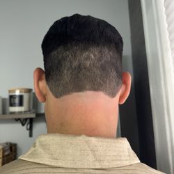 Great Clips - Men's Haircut Super crooked lines.