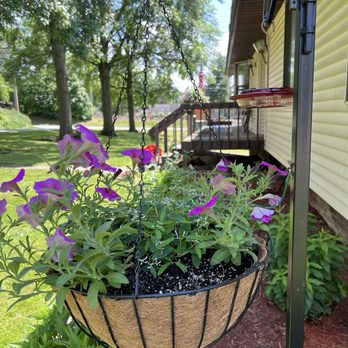 Suncrest - Nurseries & Gardening Near Me - Peninsula, Ohio